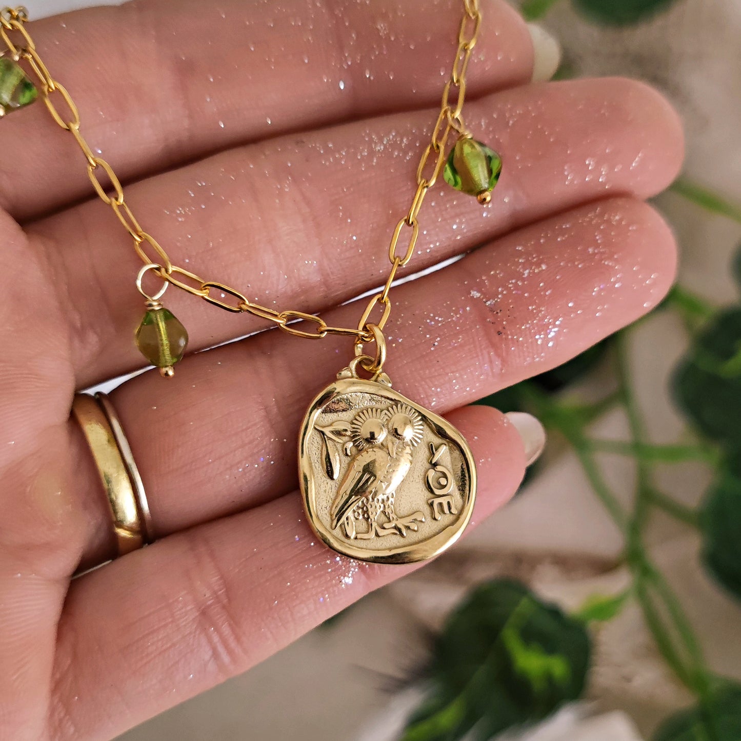 Collana moneta e cristalli "Athena"