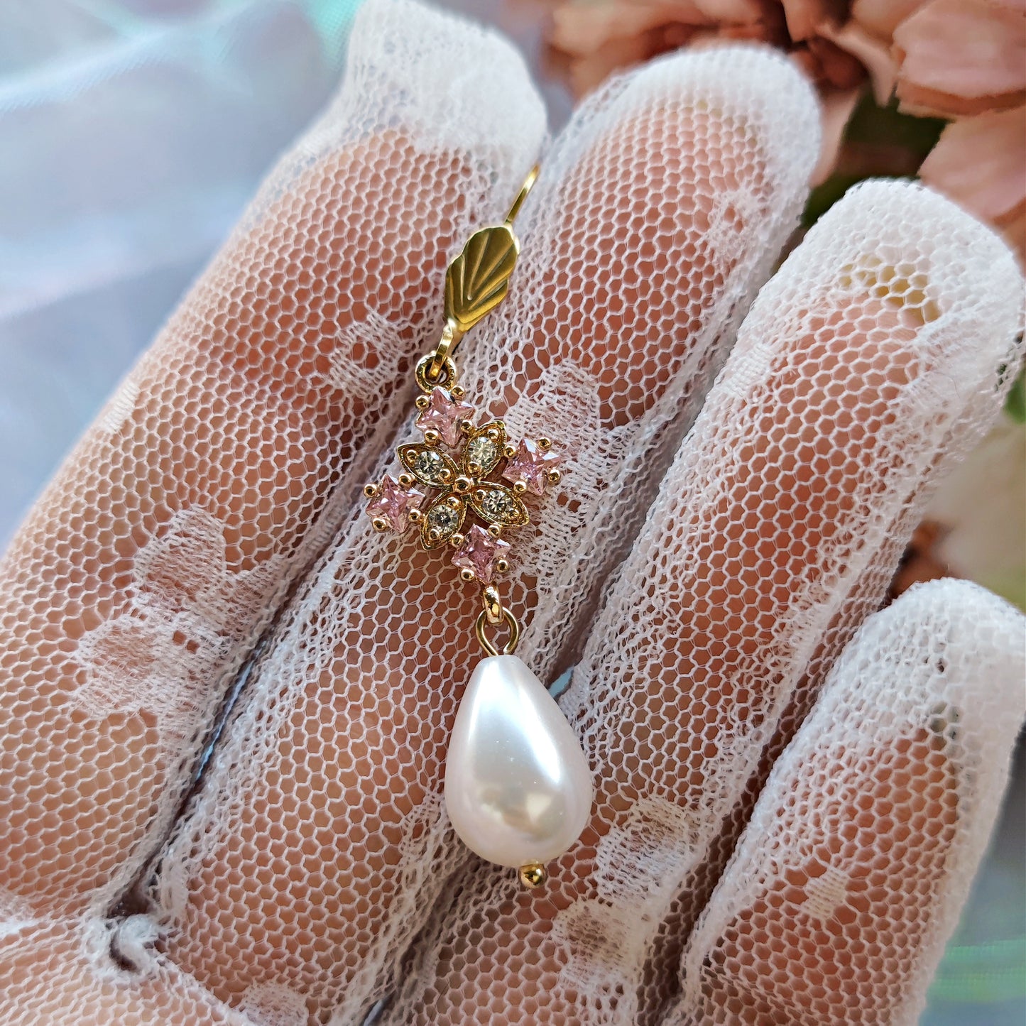 "Violet" earrings with pearl teardrops