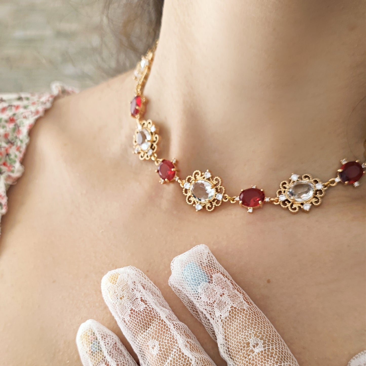 "Charlotte" choker necklace with ruby red crystals