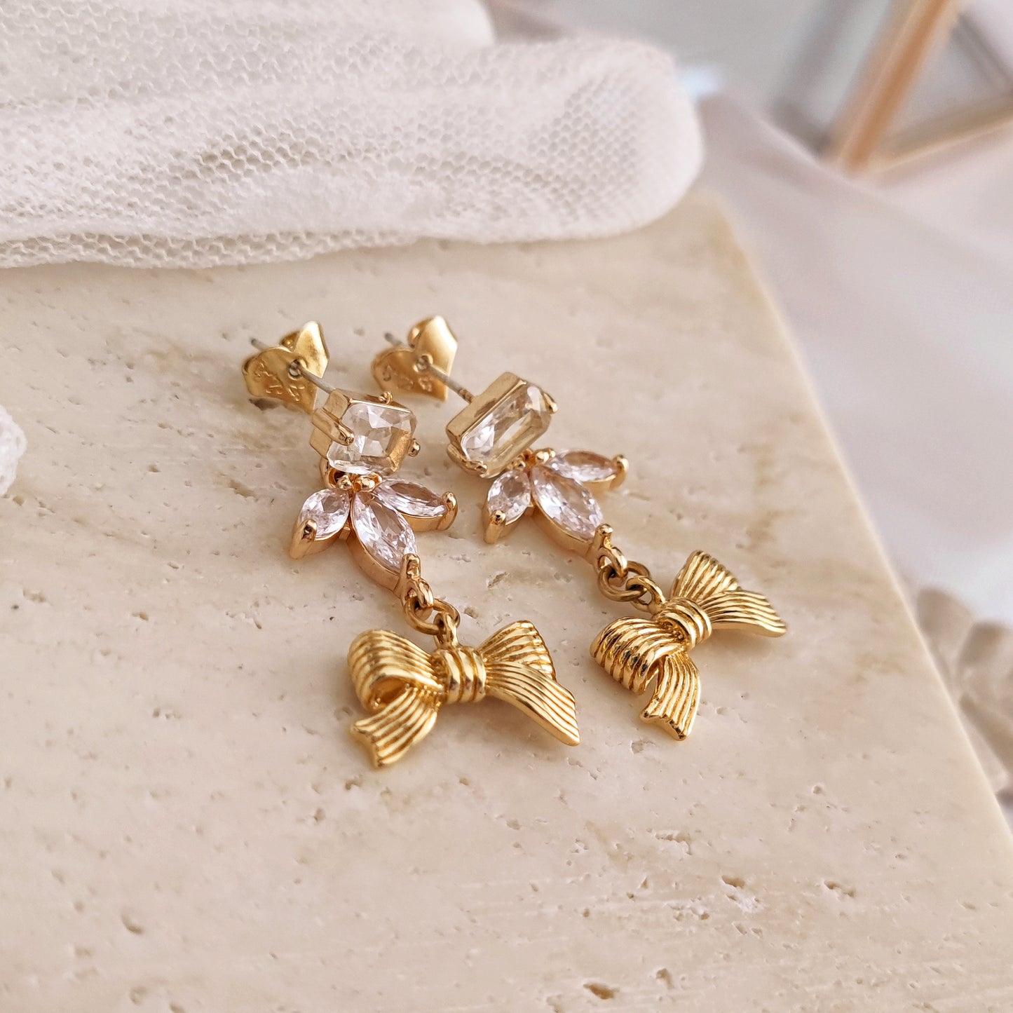 "Hyacinth" earrings with bows