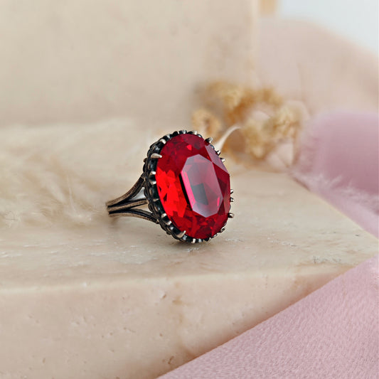 Ruby Red Crystal Ring, Gothic Victorian Statement Ring // SPELL ON YOU