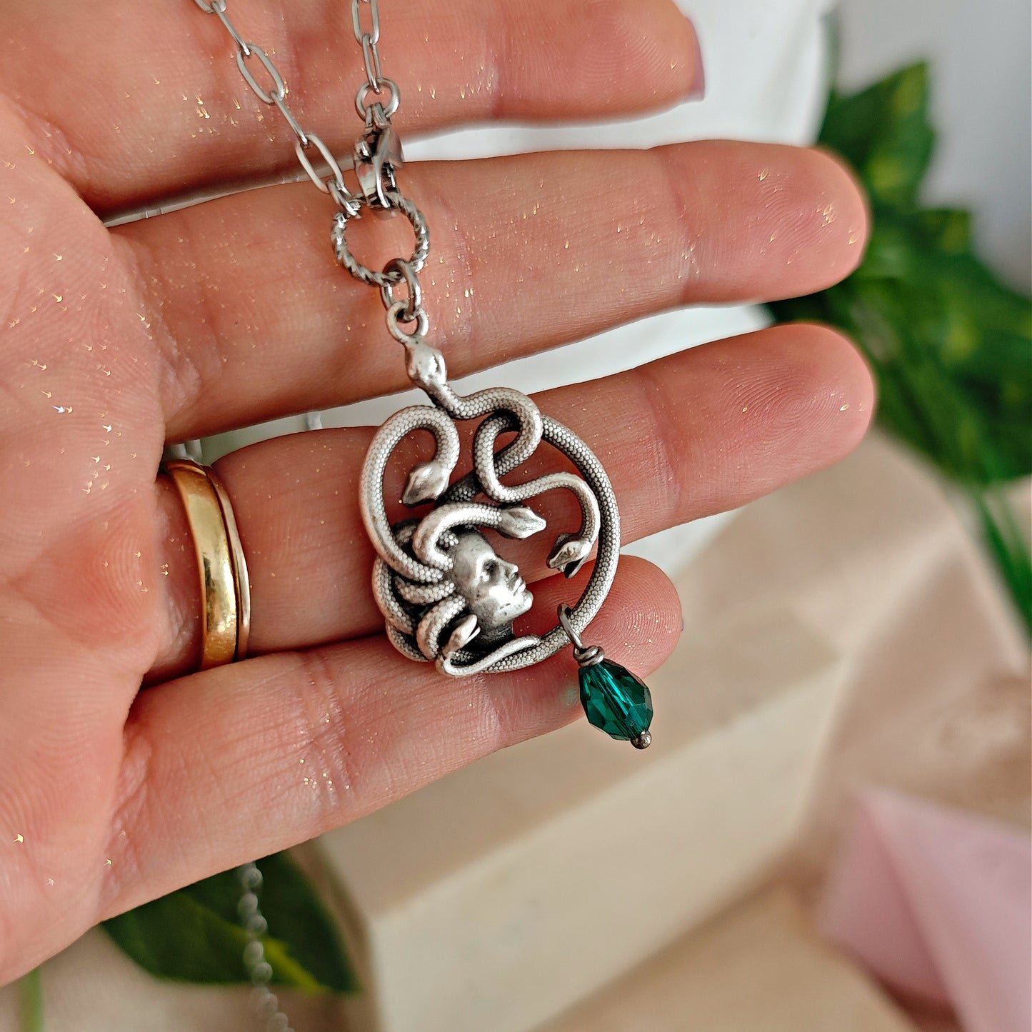 Collana choker Medusa "Gorgoneion"