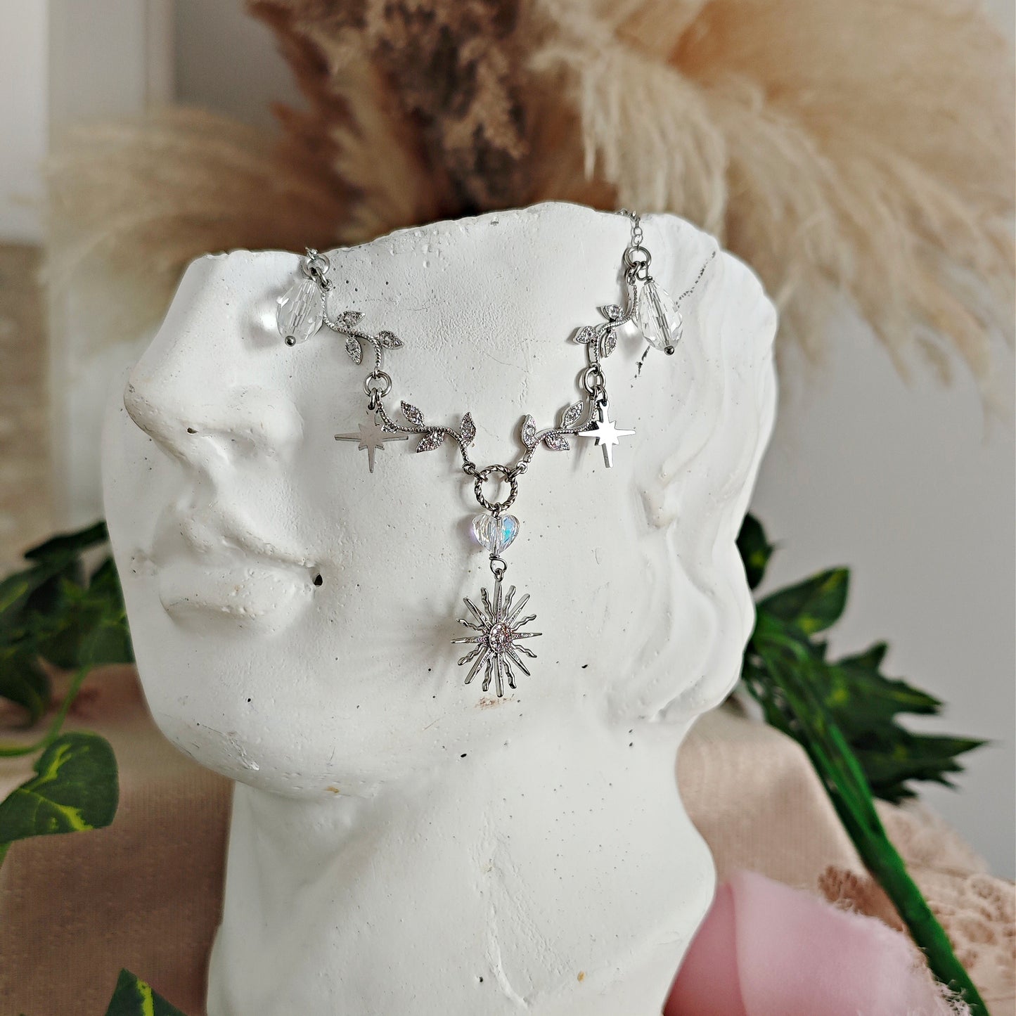 "Apollo & Daphne" choker Necklace