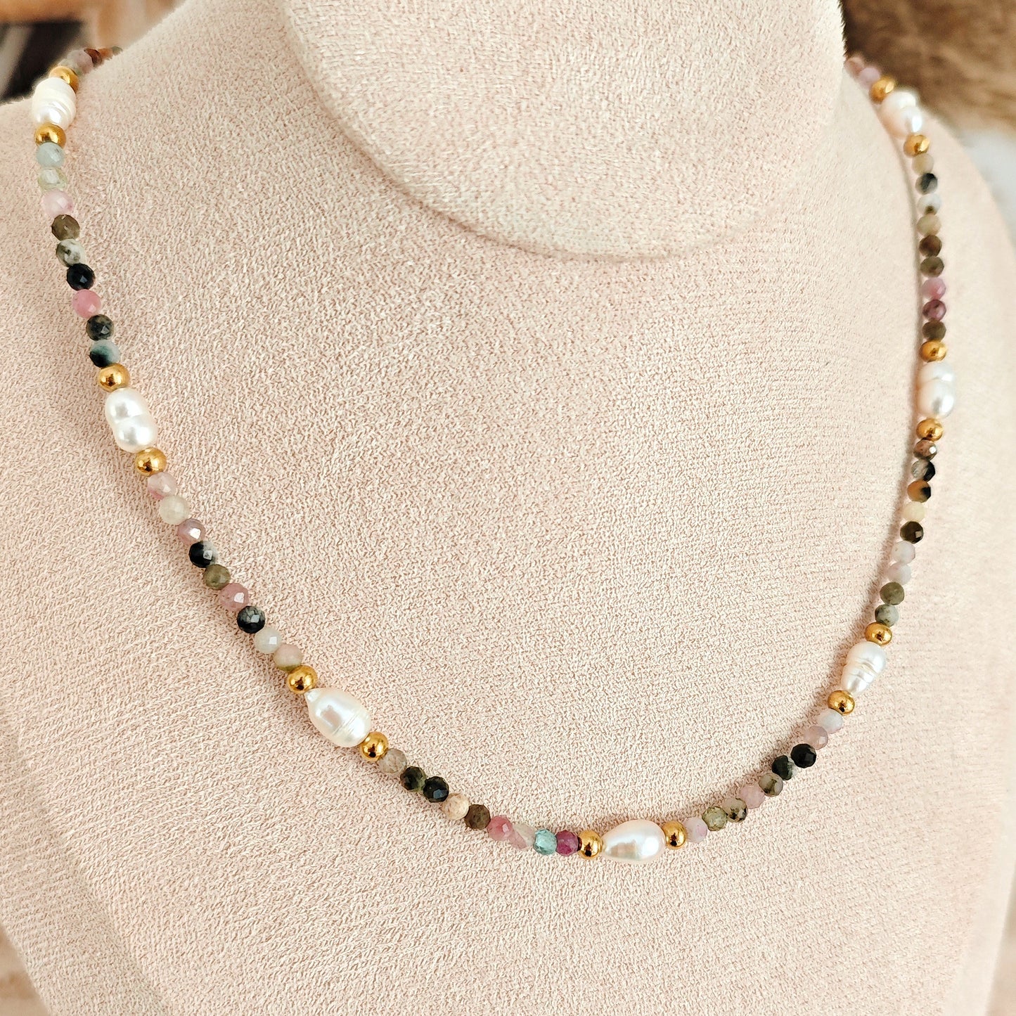Collana "Sea Breeze" con perle di fiume e Tormalina
