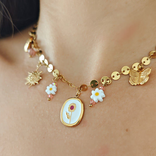 "Secret Garden" necklace with floral beads