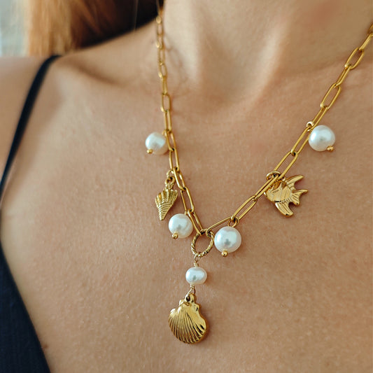 Collana "Seashell Whisper" con perle di fiume