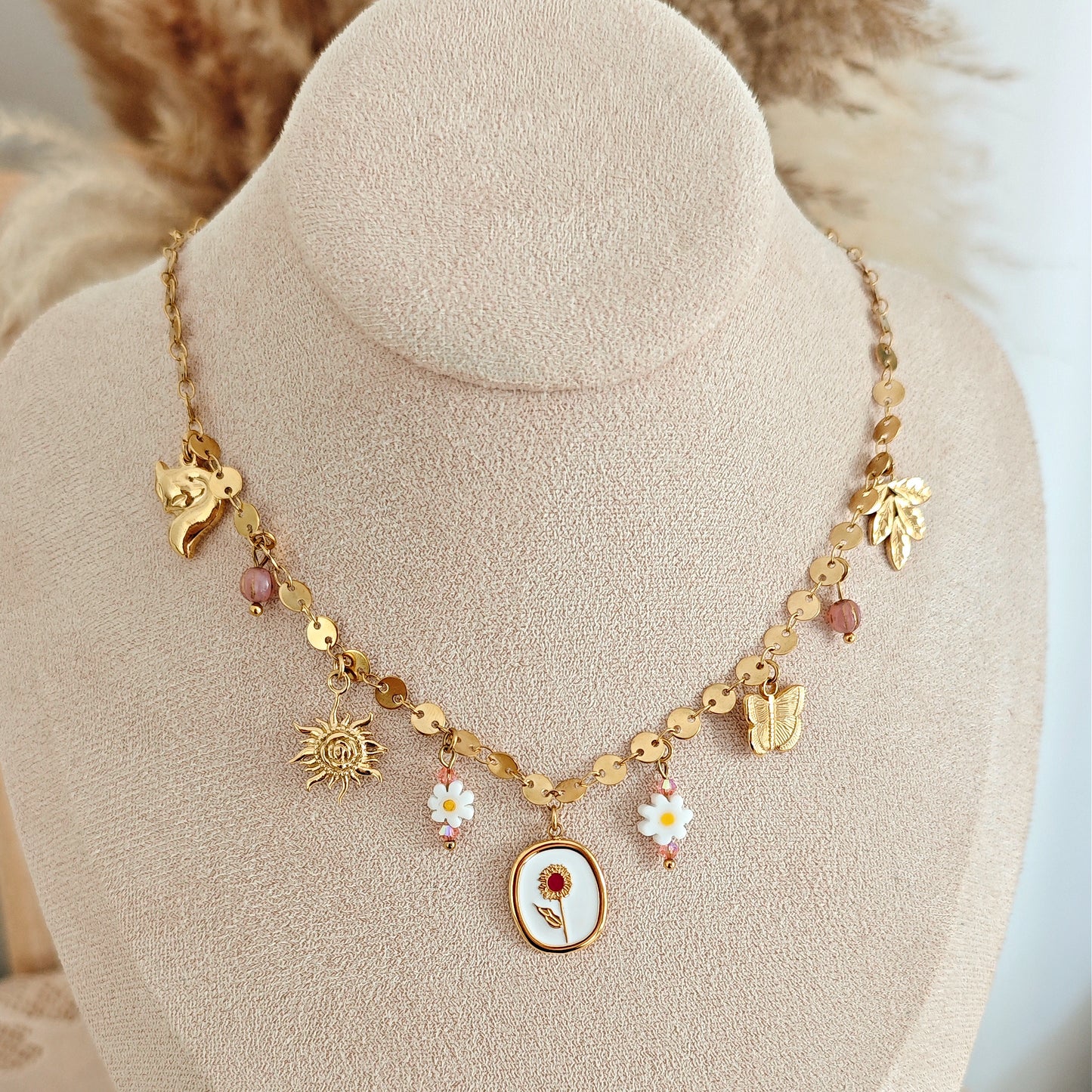 Collana "Secret Garden" con perline floreali