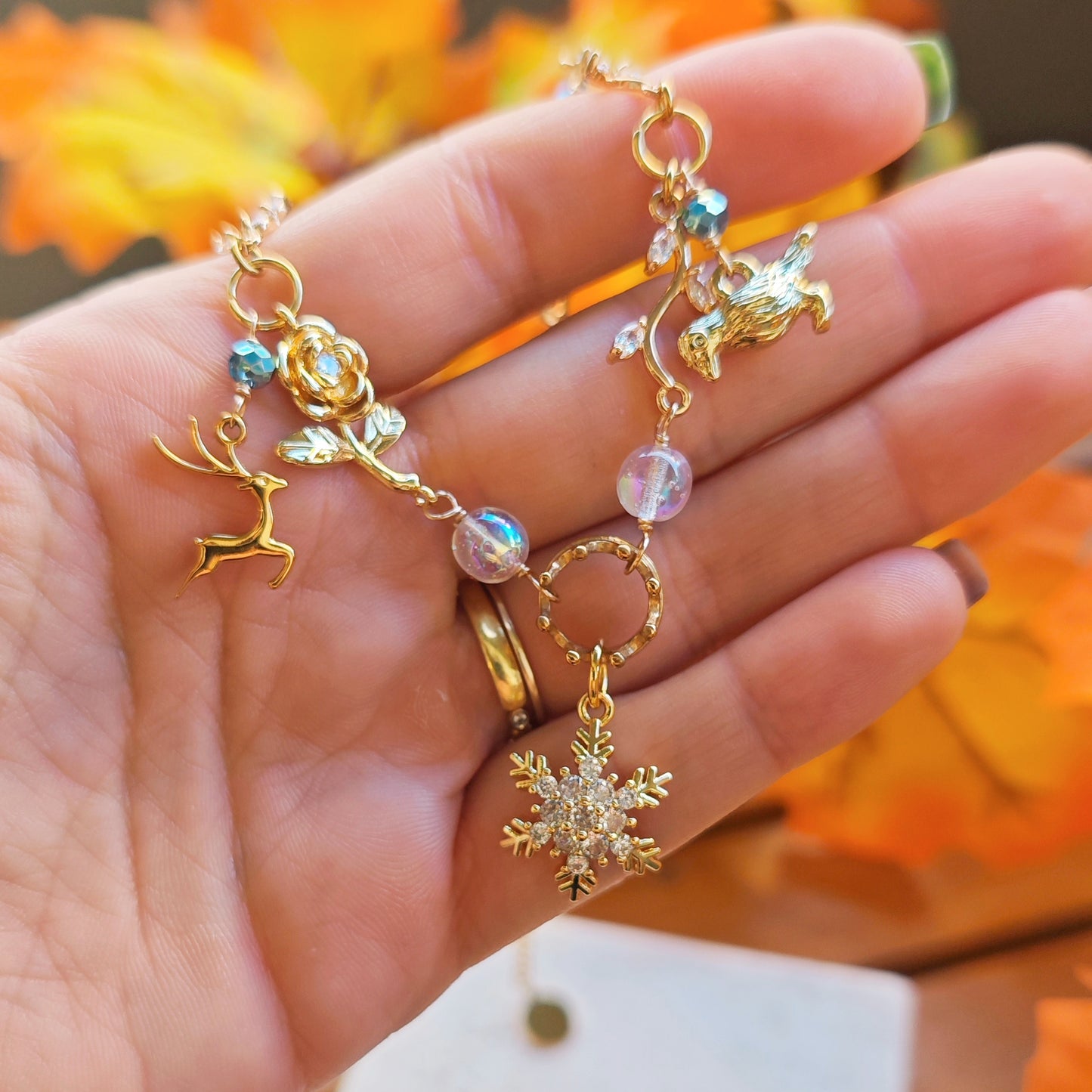 "Shattered Mirror in the Eyes" Necklace