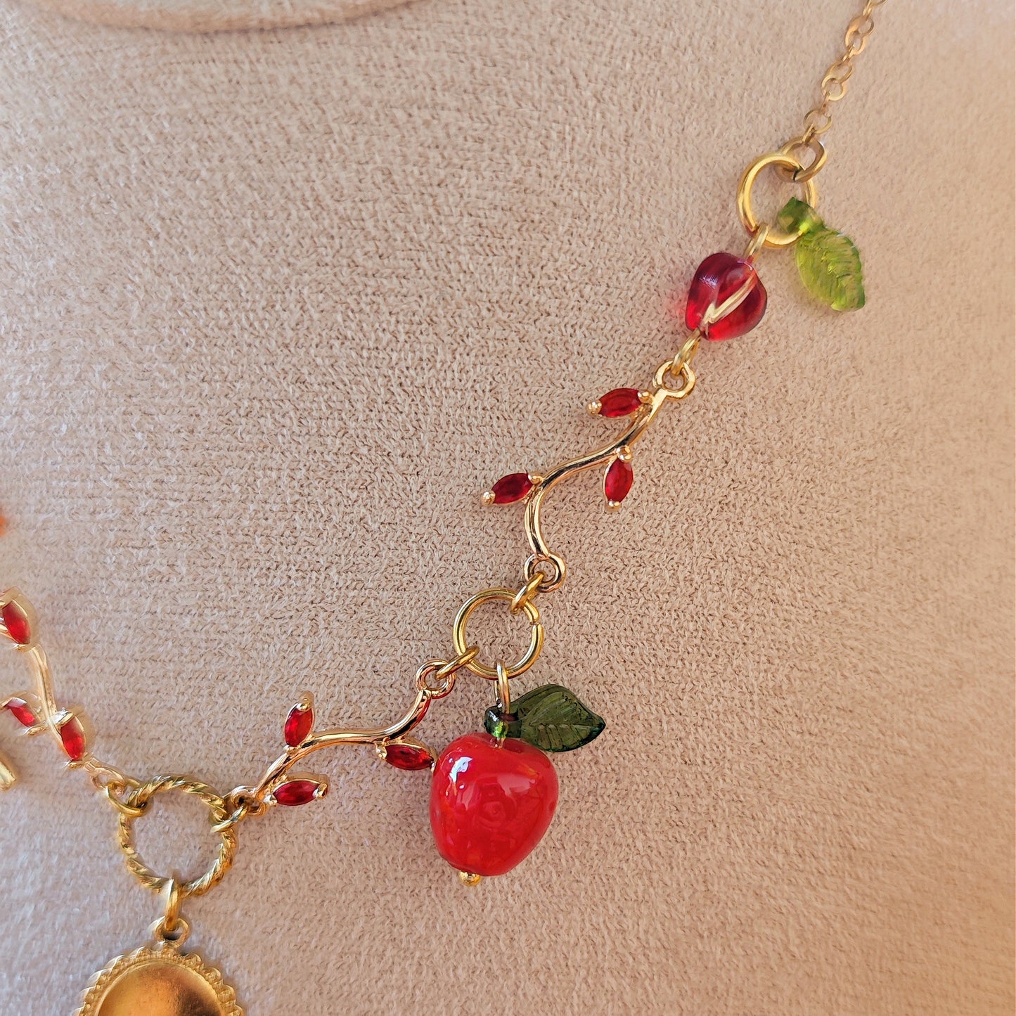 "Fairest of them all" Necklace