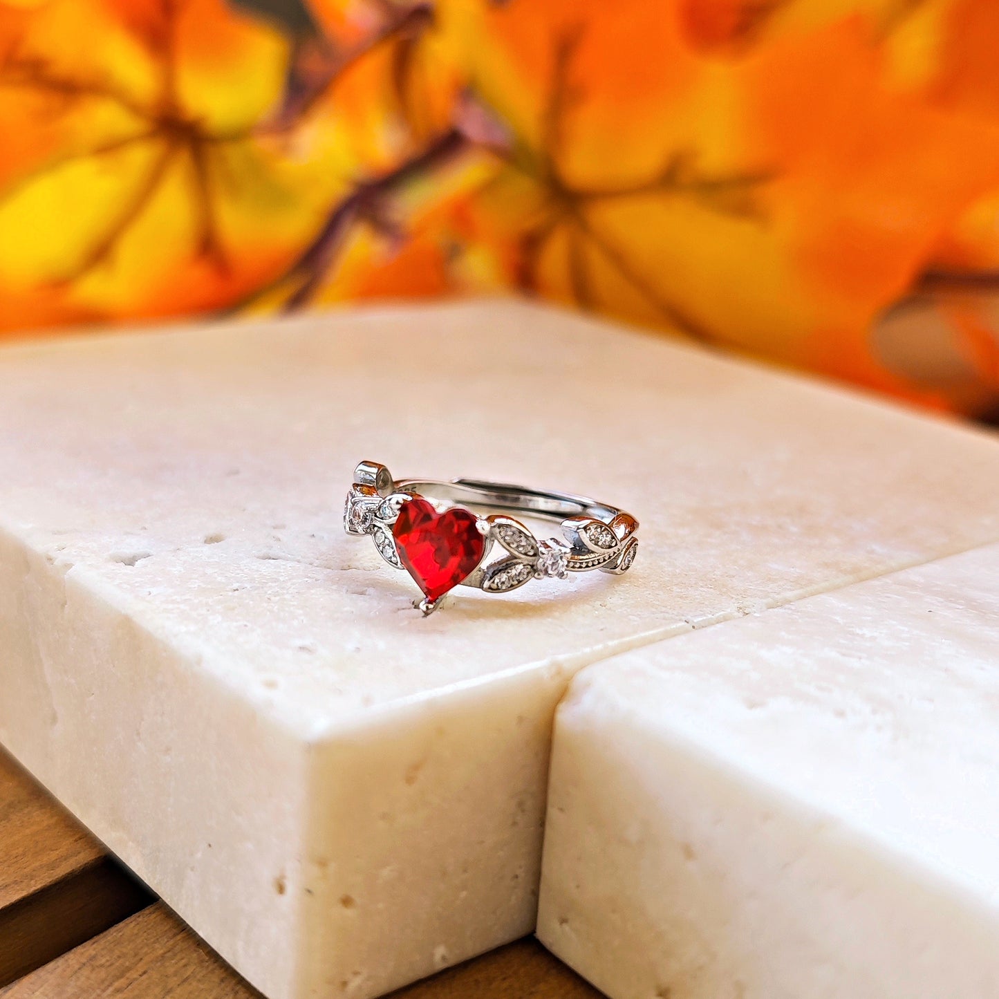 "Snow White" Ring, 925 sterling silver