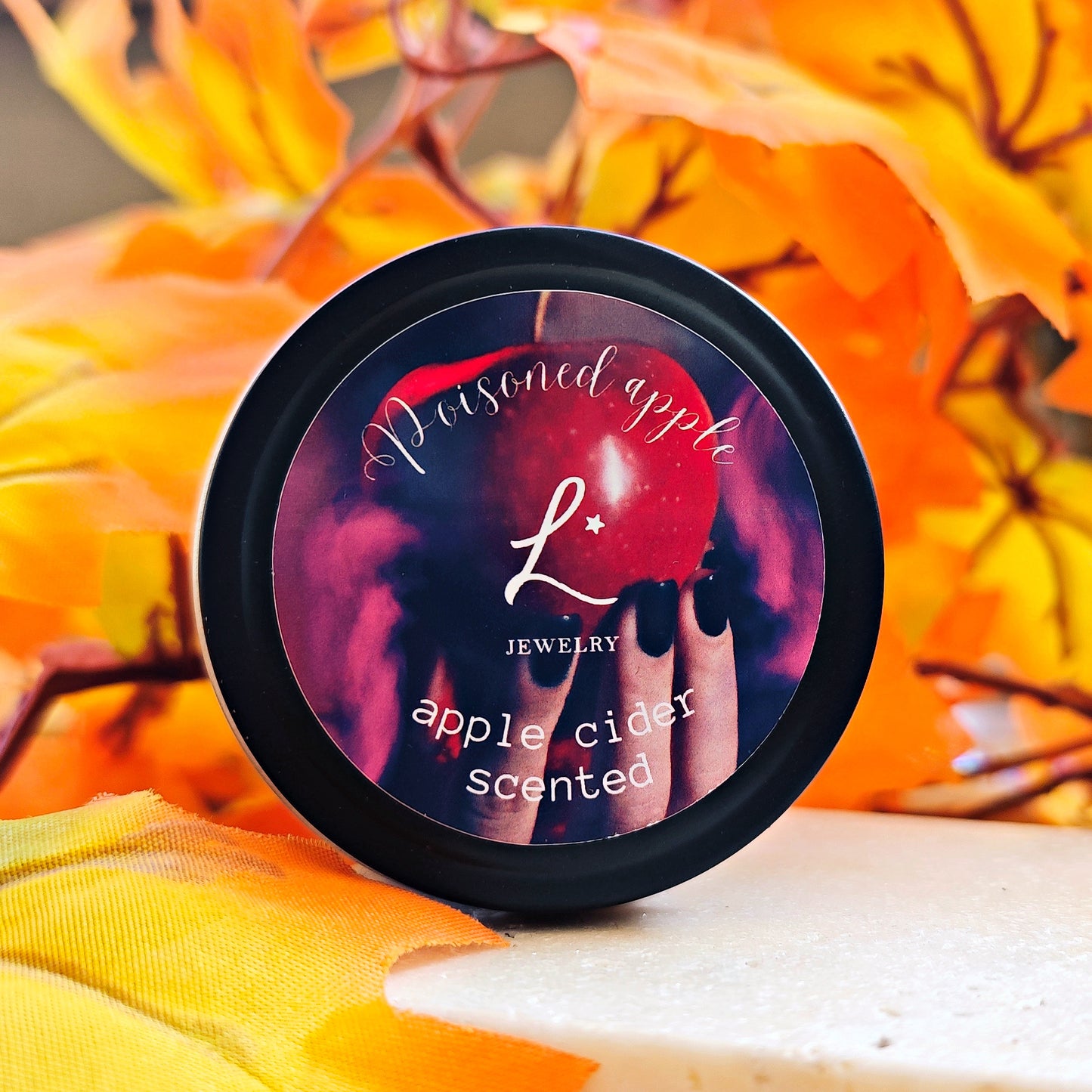 "Poisoned Apple" Scented candle