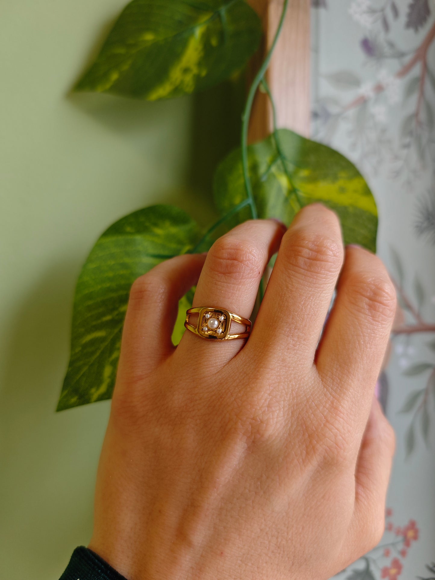 "Guinevere’s Grace" Ring