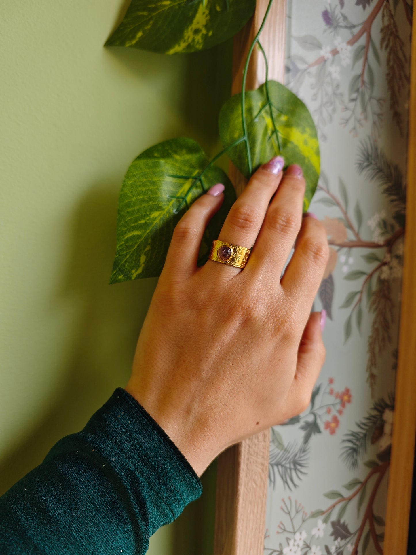 Amethyst Ring "The Star Seer"