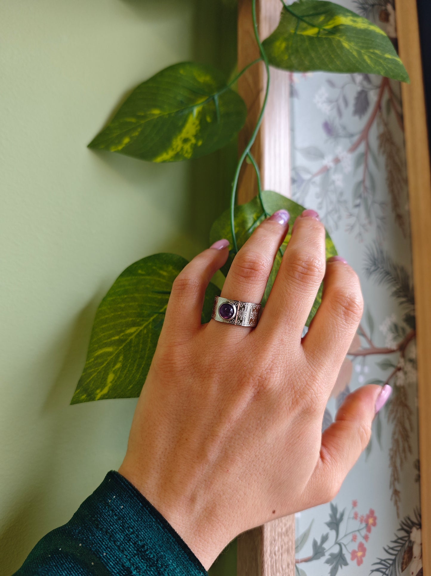 Amethyst Ring "The Star Seer"