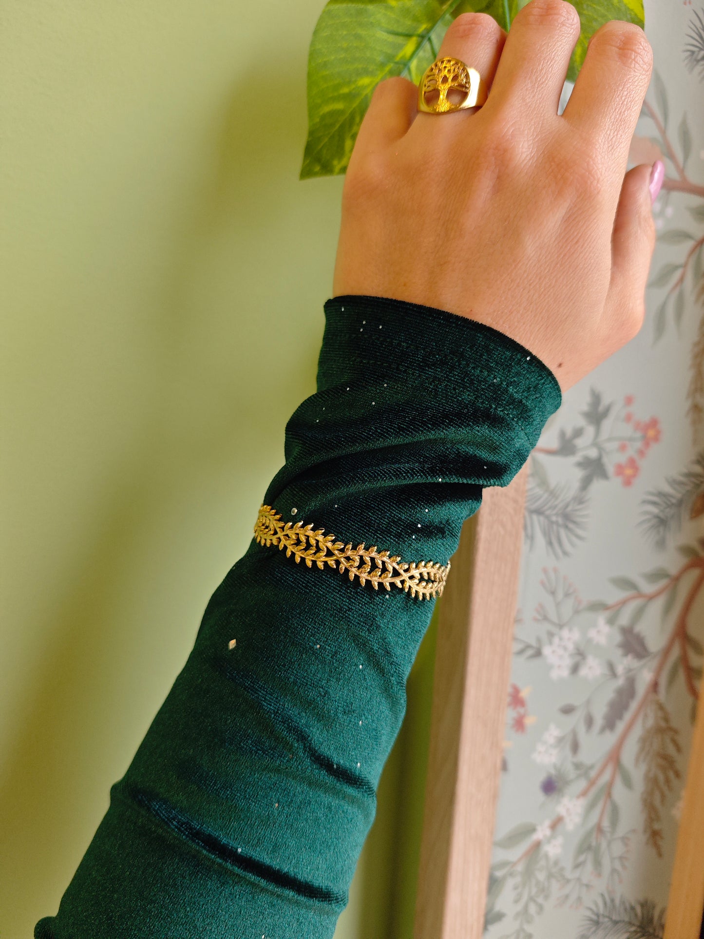 "Echoes of Avalon" Bracelet