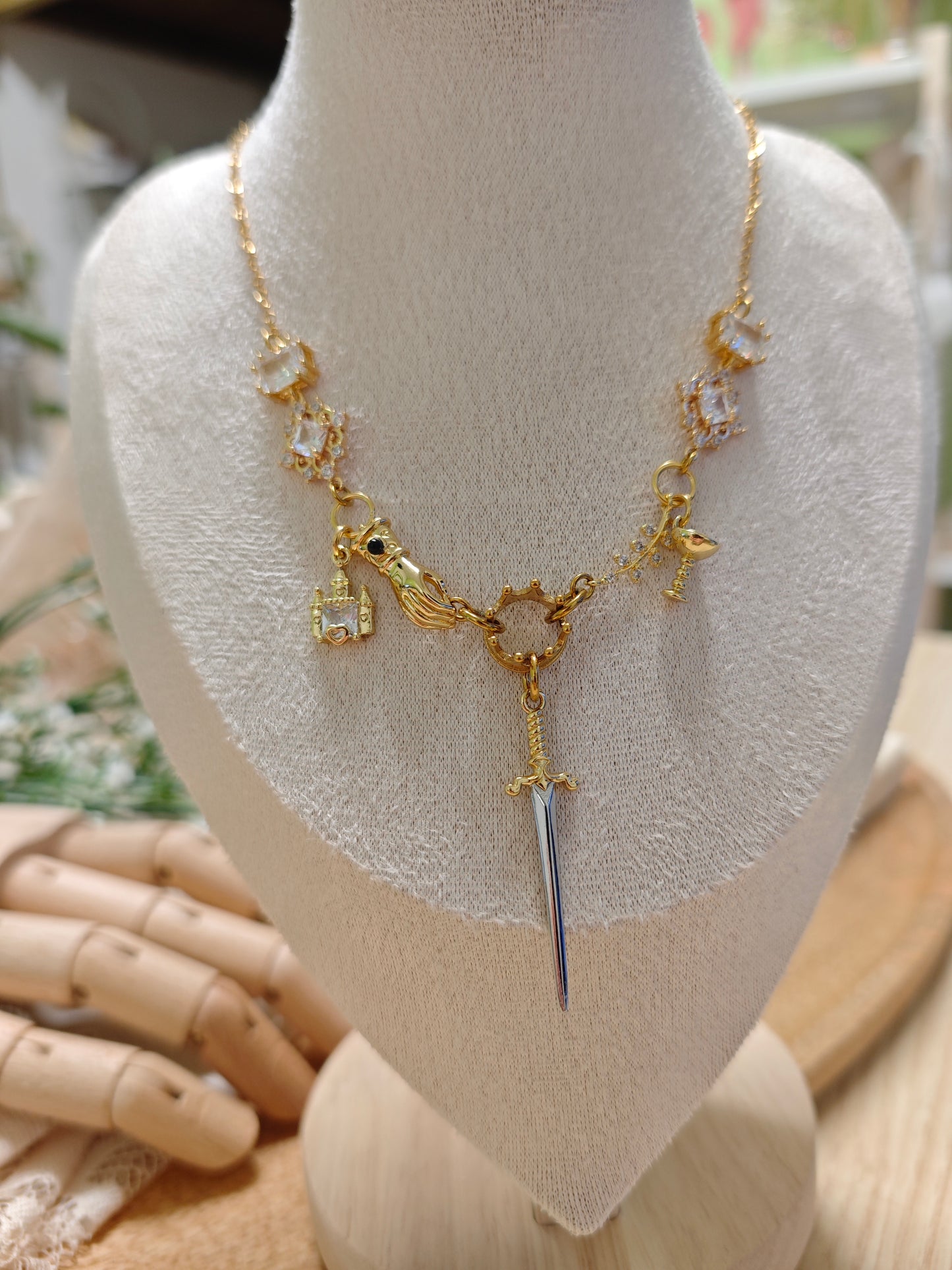 Collana "Crown of Camelot"