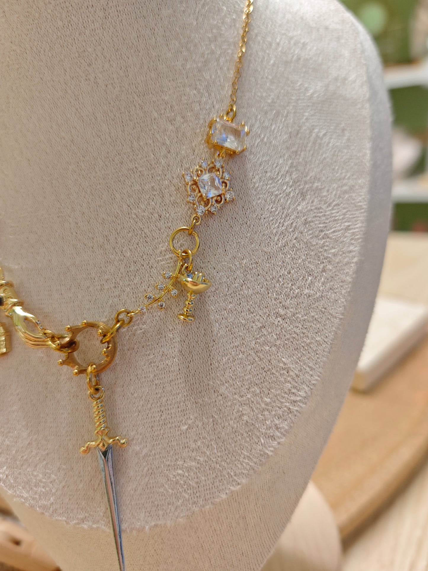 Collana "Crown of Camelot"