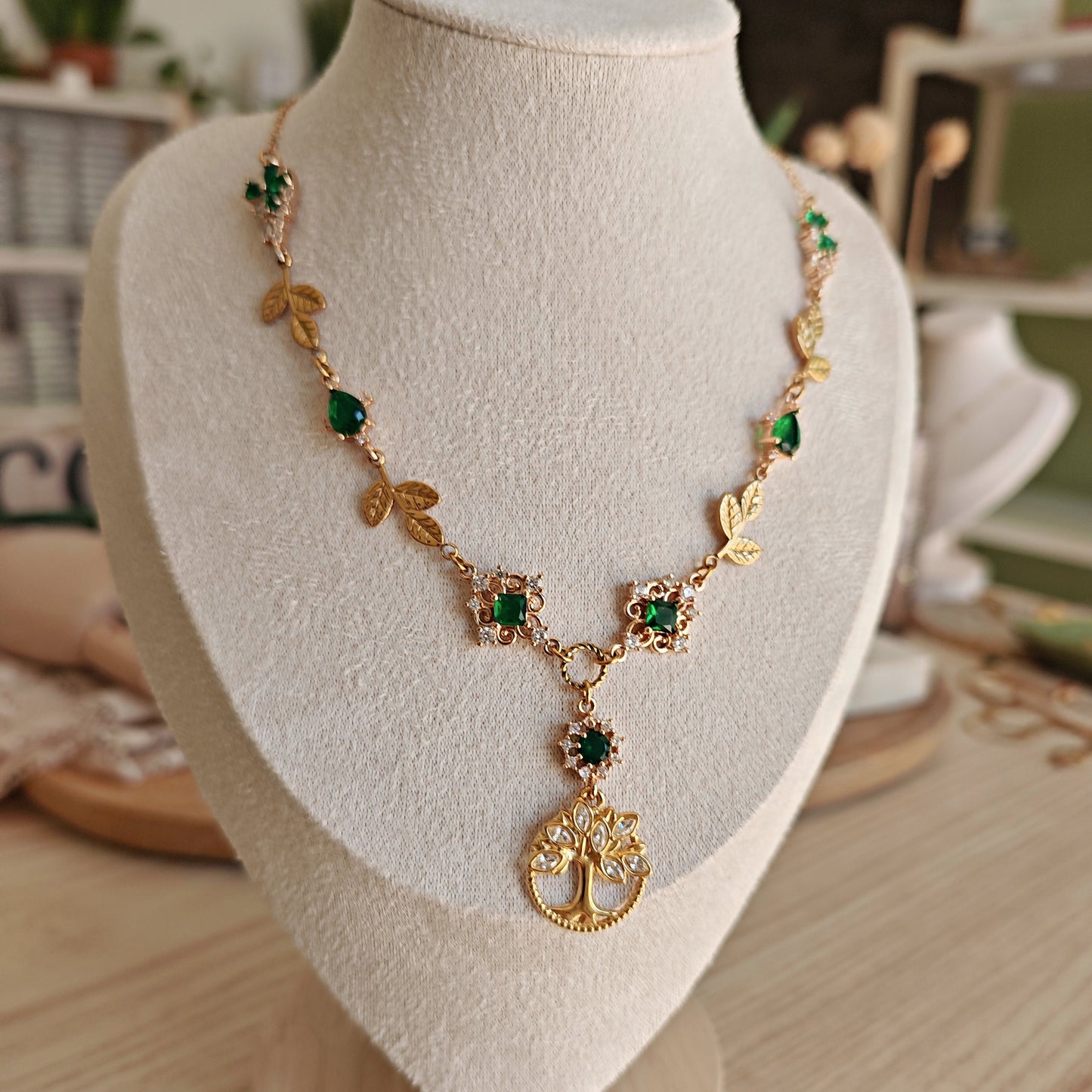 "Brocéliande’s Wisdom" Necklace