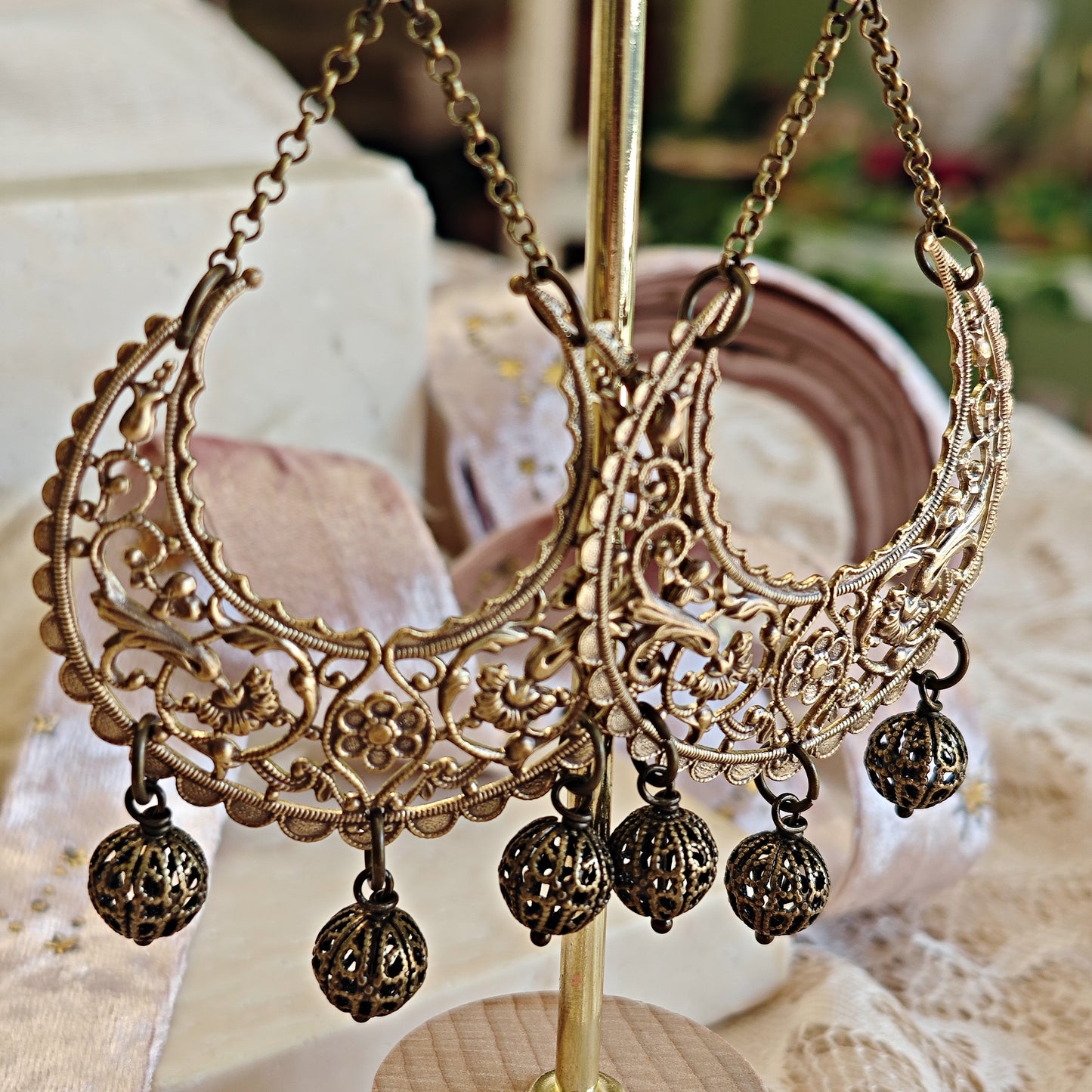 Orecchini Mary Stuart Chandelier Lune grandi - PRE-ORDINE