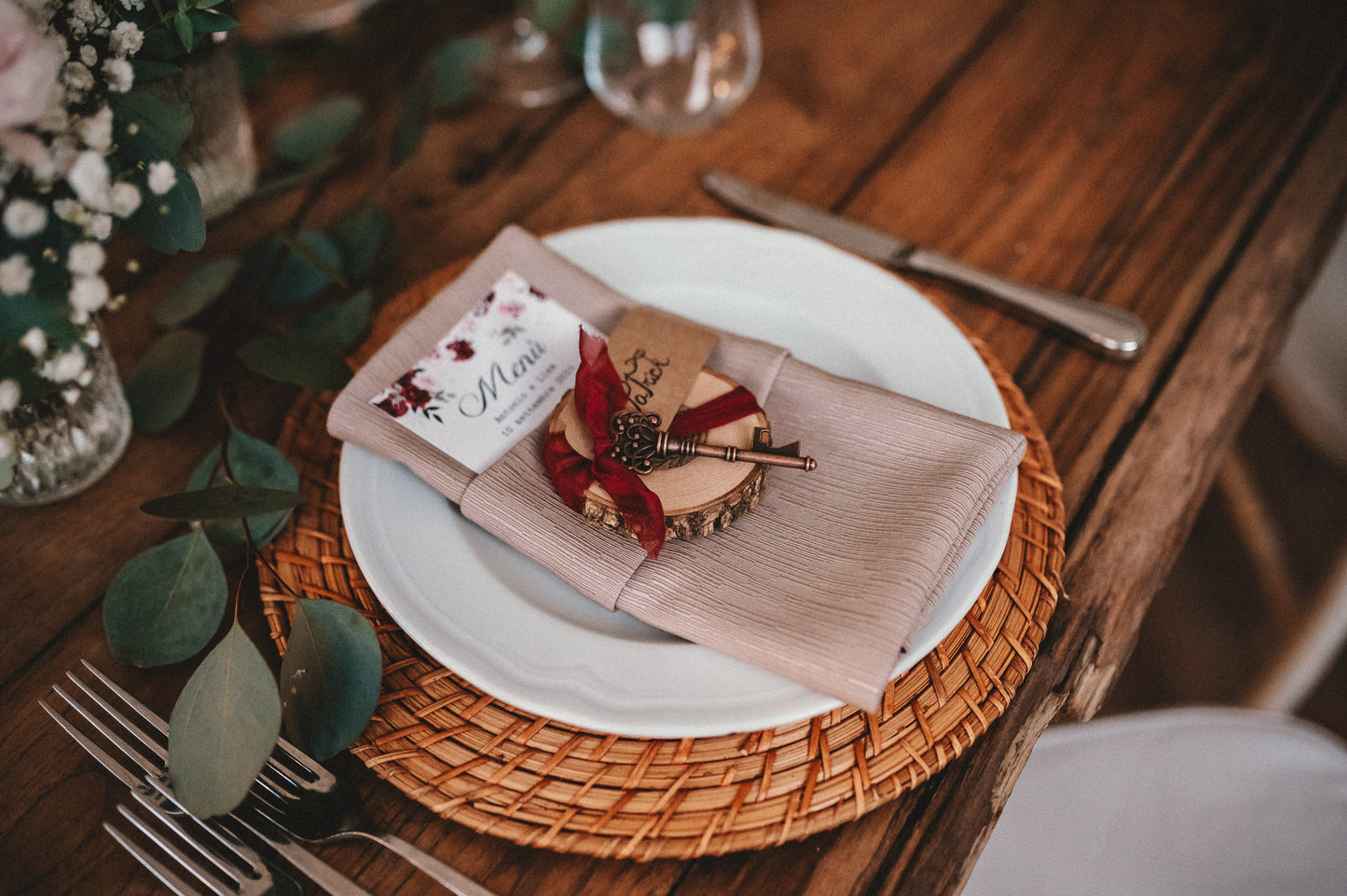 Wood Coasters as Wedding Favors for Guests in Bulk, Personalized Coaster as Rustic Wedding Party Place Cards, Coaster Wedding Table Decor