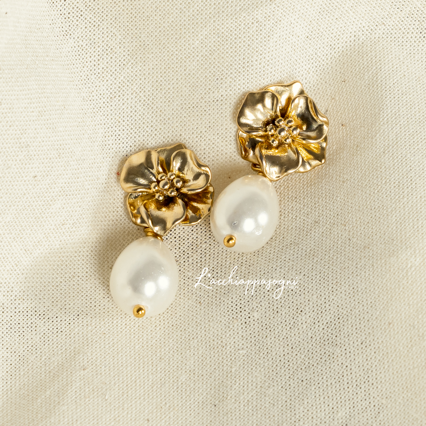 Orecchini con ganci chiusi Fiore di lys in Gold filled - Perles & Co