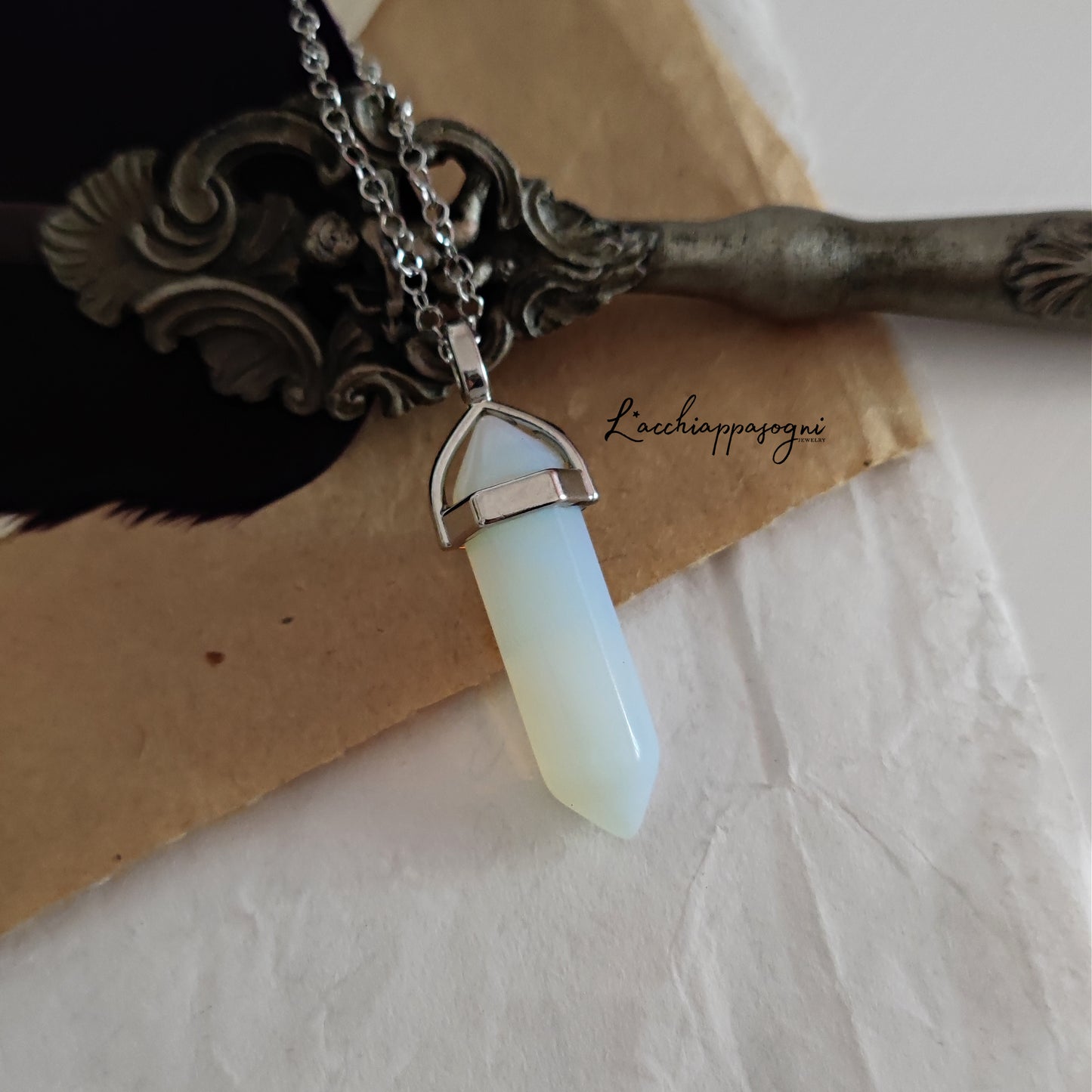 Natural stone "Pointed Pendulum" necklace