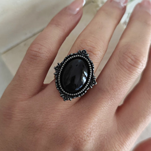 "Victorian Goth" ring
