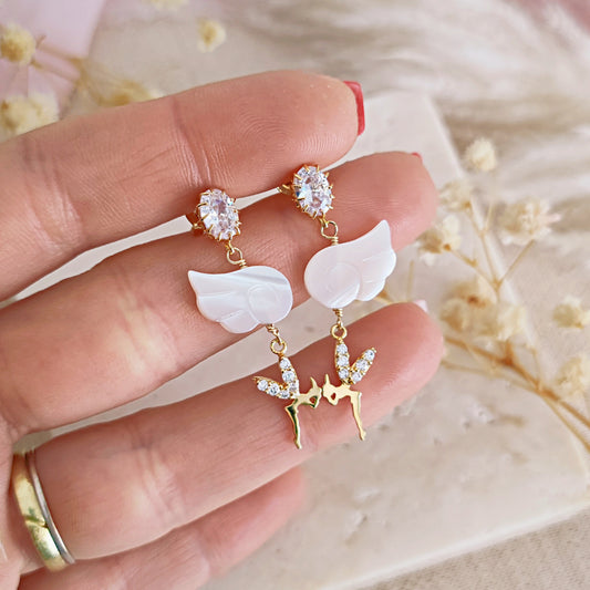 Earrings with mother-of-pearl wings, crystals and fairies // DELA