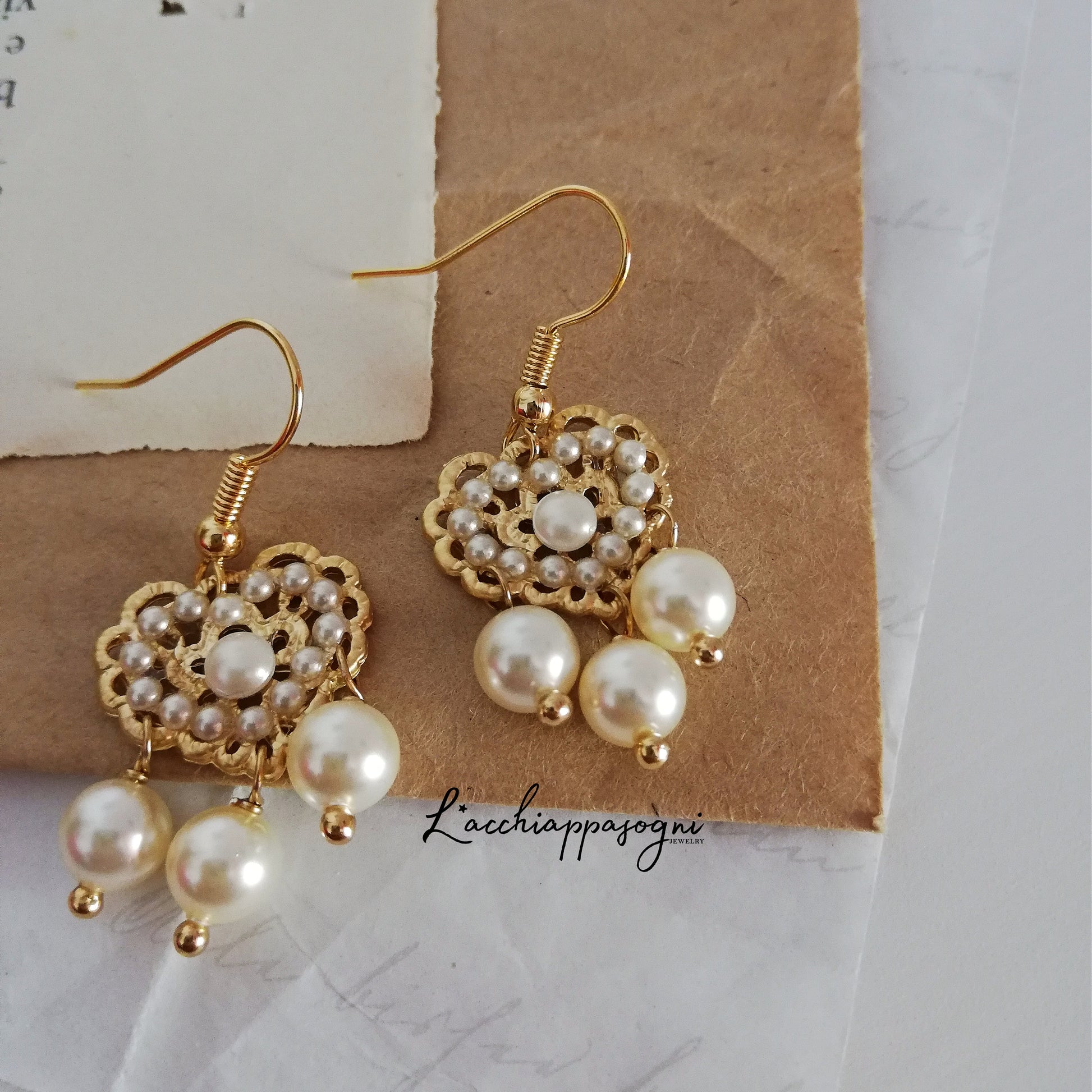 Mother and daughter - mother of the pearl and pearl earrings