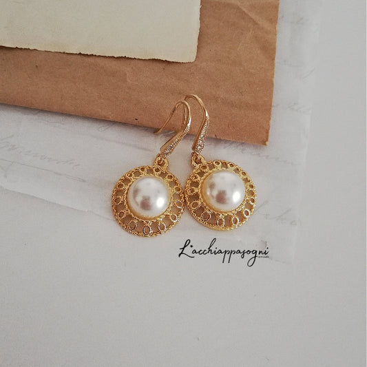 Mary Stuart inspired filigree circle pearl earrings